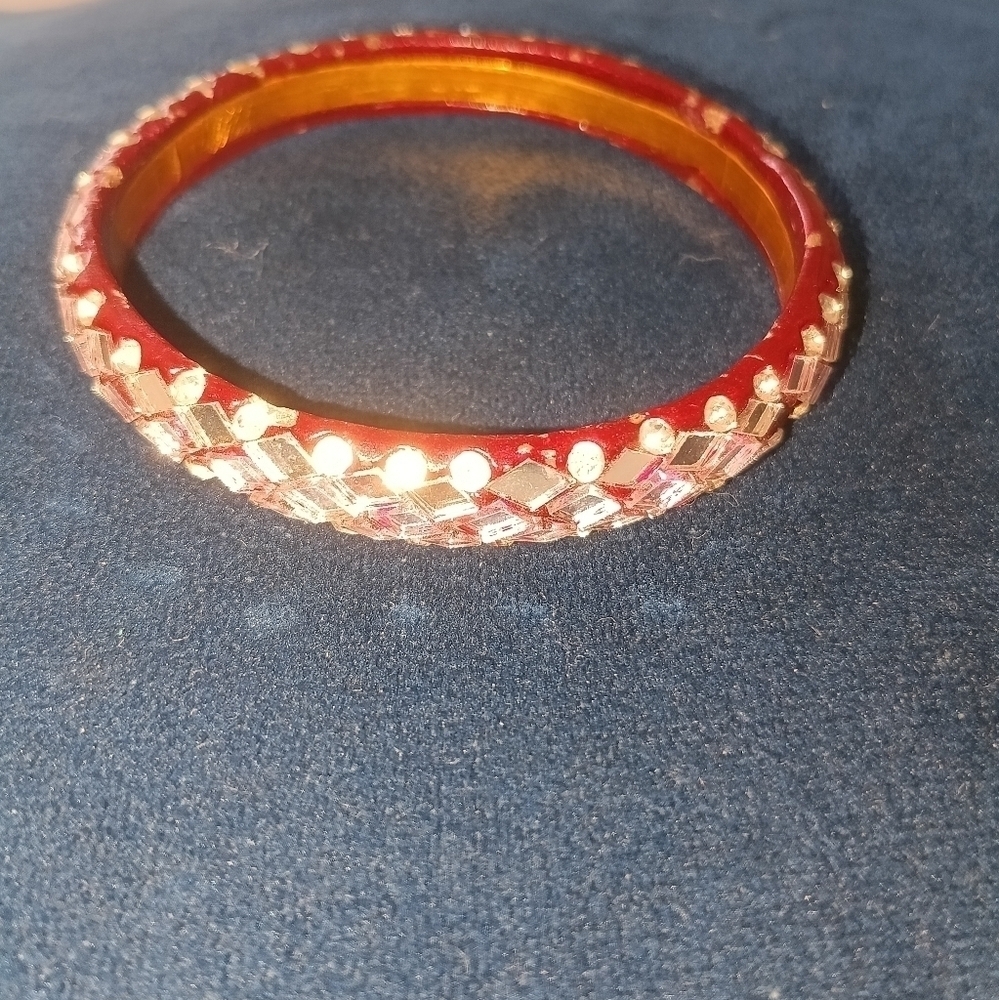 Vintage Rhinestone Burgundy Gold 3"